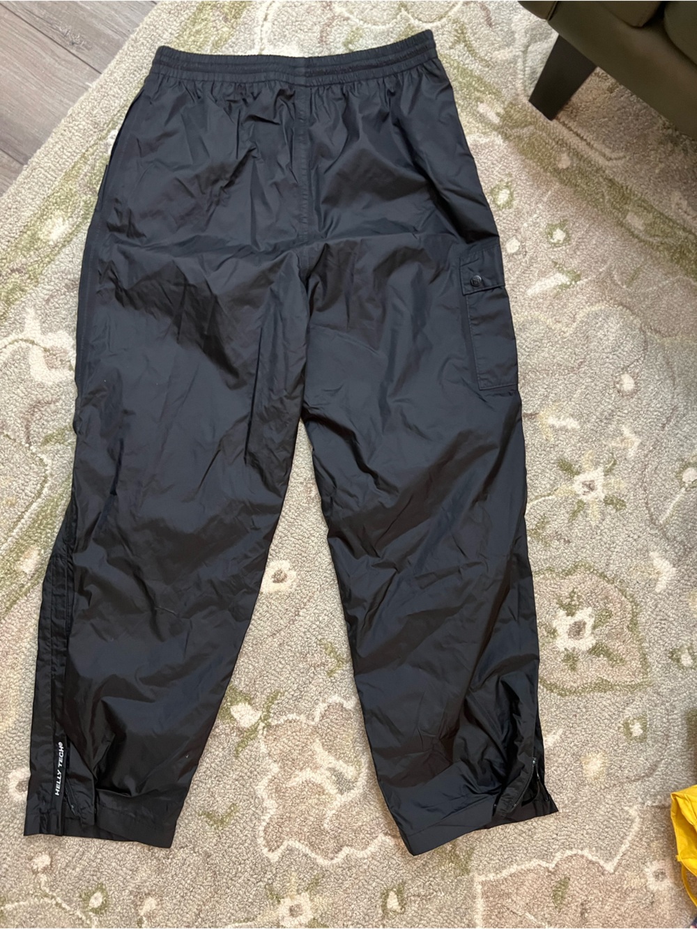 Helly Hansen Black Waterproof Rain Shell Pants - Picture 3 of 6